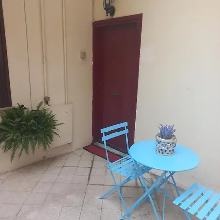 Monolocale Con Terrazzino